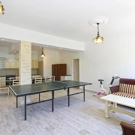 Apartment Fuer 10 Personen Ca 150 Qm In Pula, Istrien Istrische Riviera Pula